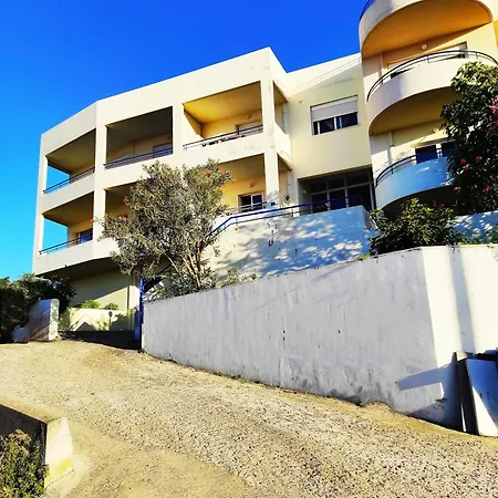 Summer Bliss Apartment